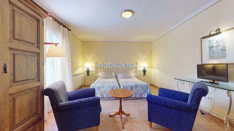 Foto 01a6f0f3-f344-4d62-93a0-dffe5a171ff7. Edifici a Mandayona