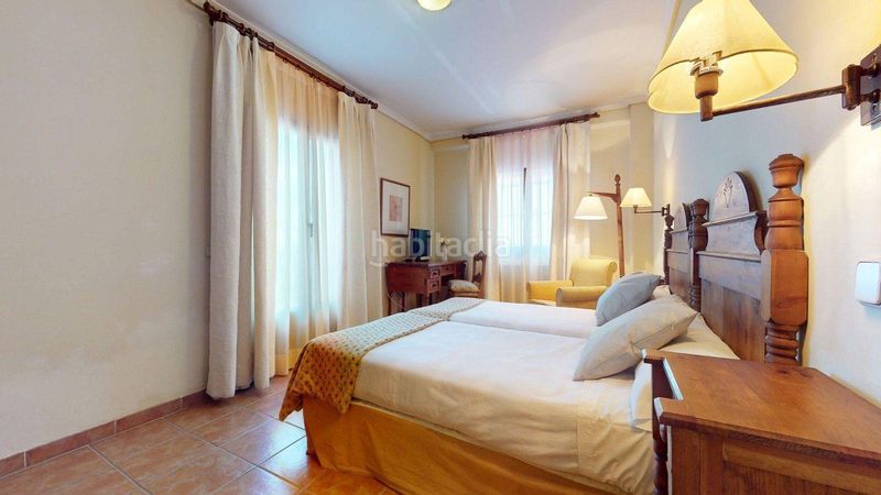 Foto 1d301f42-3506-4b7d-874d-17eed3e61b62. Edifici a Mandayona