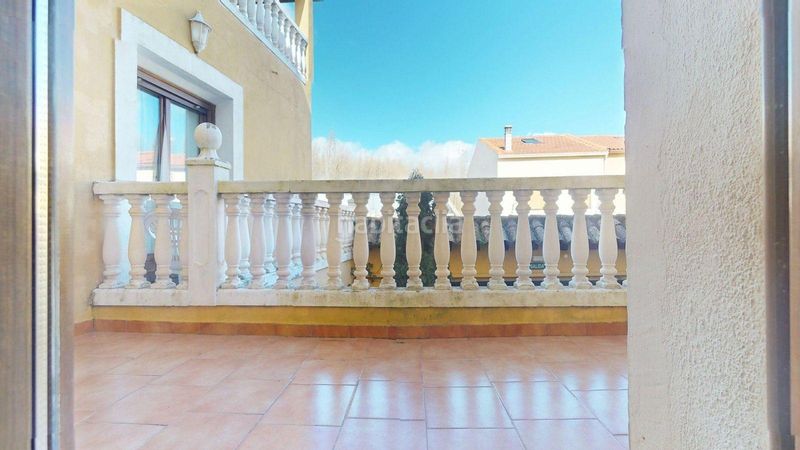 Foto 49cb3565-9467-42ee-85c9-159a5a40bba4. Edifici a Mandayona