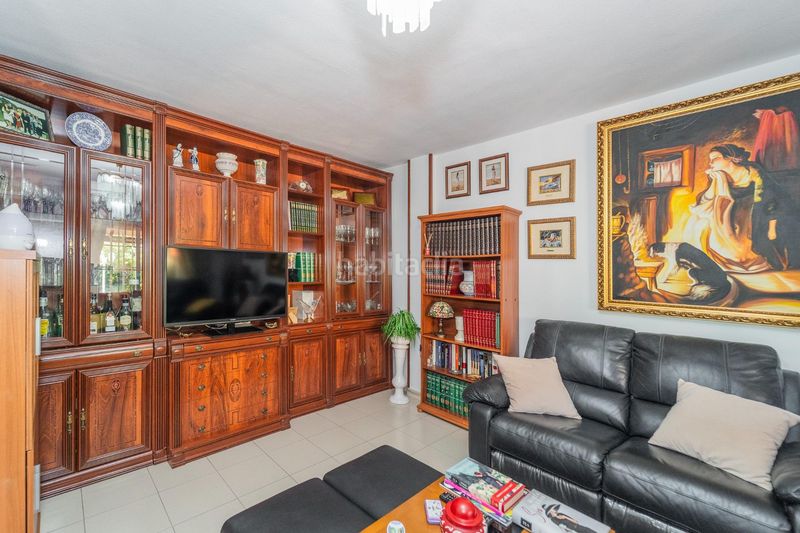 Foto ba62e5e5-d171-40c7-a8b3-d7f18641690b. Casa adossada amb calefacció aparcament a Las Américas Parla
