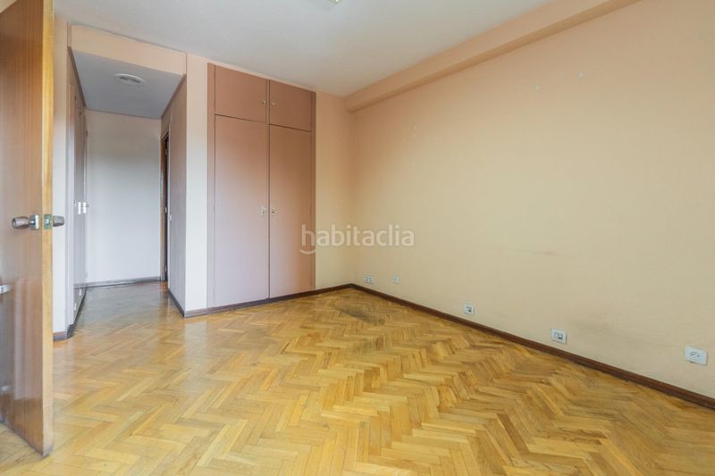 Foto 073bfed2-68ad-4700-8074-9882bd85e357. Pis amb calefacció aparcament a Estrella Madrid