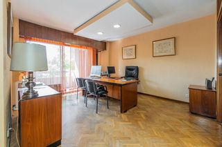 Pis  Calle sirio. Vivienda familiar a reformar en calle sirio
