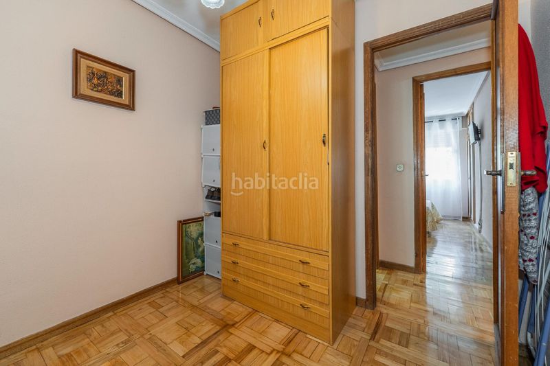 Foto a4abf876-e9e3-42a9-b2bf-83e53219299b. Pis amb calefacció a Pinar del Rey Madrid