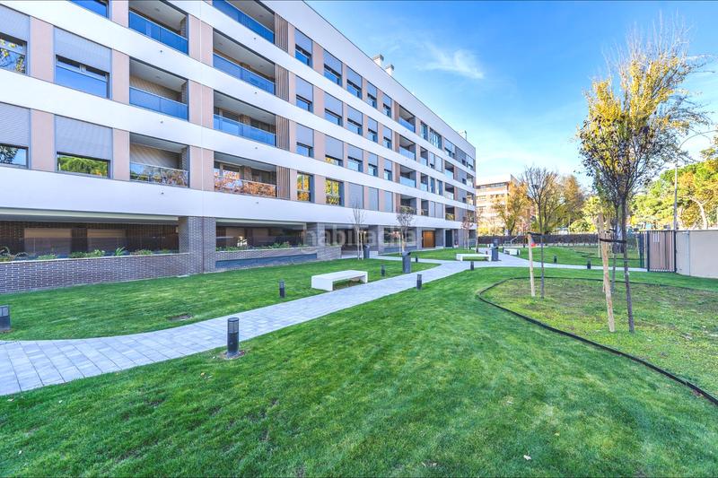 Foto dd864fd3-e5b9-45c4-800e-2d32aa5cf23b. Ático atico de obra nueva a estrenar en arturo soria en Madrid