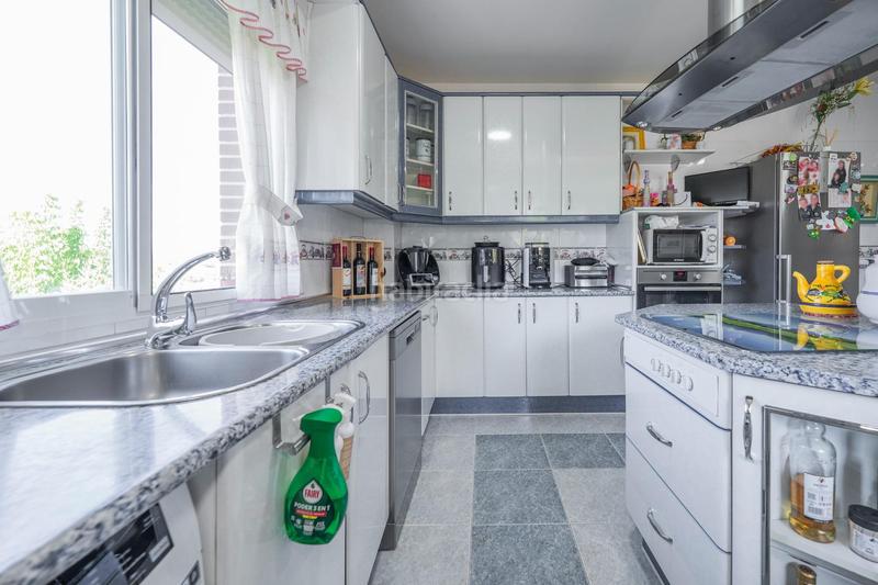 Foto 8a421156-2124-499f-ab0e-10c4f9b4d774. Chalet avec chauffage parking piscine dans Galápagos