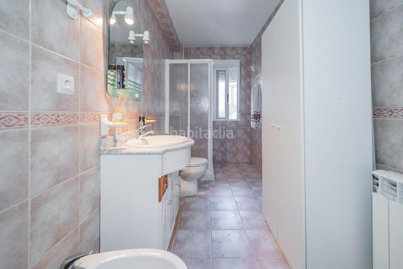 Foto 8fb6f6bb-0b4a-49d7-bf59-873095519f54. Chalet avec chauffage parking piscine dans Galápagos