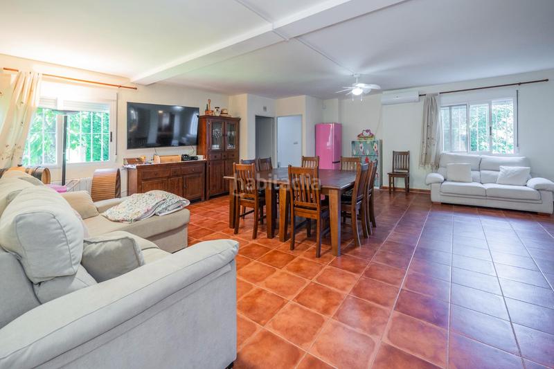 Foto c1d9625a-67b1-4813-bc33-d45bdbf1c360. Chalet avec chauffage parking piscine dans Galápagos