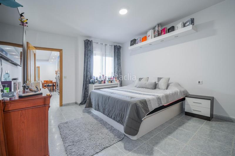 Foto f9b5d6ae-08ac-4fa1-b3ea-64f3388f9b08. Chalet avec chauffage parking piscine dans Galápagos