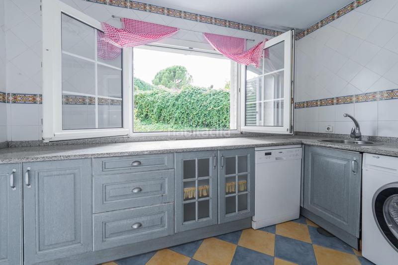 Foto f4d80610-c4ac-479e-9ca7-4d514c235229. Casa con riscaldamento parcheggio piscina in Fuente del Fresno