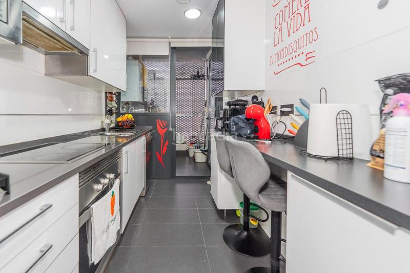 Foto 9bc46574-abf5-4bb4-9424-a0a243712bbe. Appartement avec parking dans Valdebebas - Valdefuentes Madrid