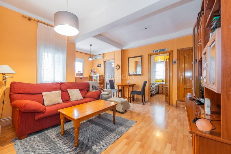 Foto 0b7f4356-d320-4c44-8a1b-3fc81d52ae93. Flat with heating in Lucero Madrid
