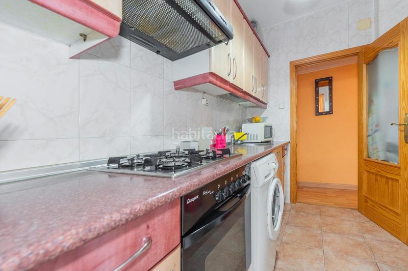 Foto 1fde636f-48ce-4280-8246-e360a6675472. Flat with heating in Lucero Madrid