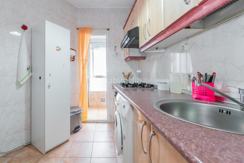 Foto 21cddfa6-f739-45b5-9bba-ae25d453fd51. Flat with heating in Lucero Madrid