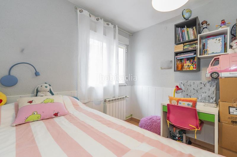 Foto 2d40786e-3c34-423a-8088-d63a1f6f75c7. Flat with heating in Lucero Madrid