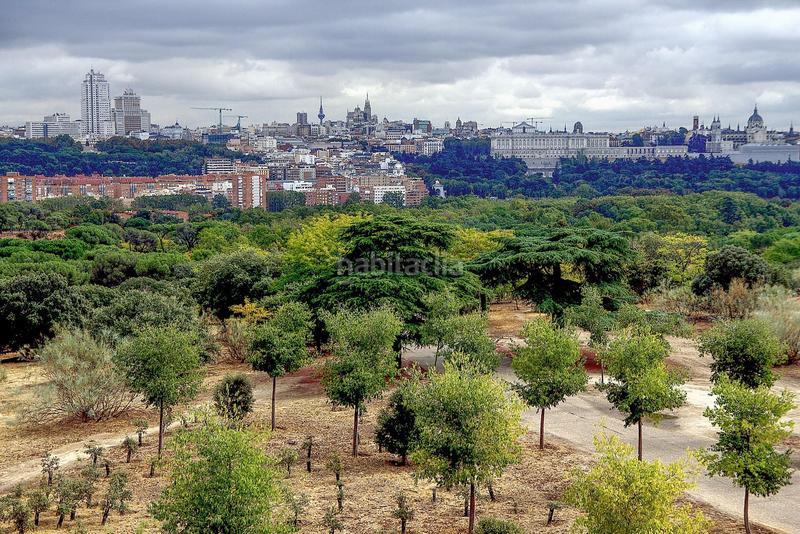 Foto b2624860-6e7f-4c6d-a58b-05c4212e2569. Flat with heating in Lucero Madrid