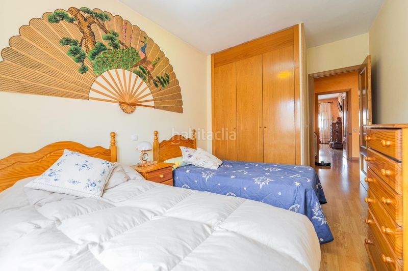 Foto 0a770081-3745-4c74-98f9-d068dbfde0d6. Casa aparellada amb calefacció aparcament piscina a Seseña