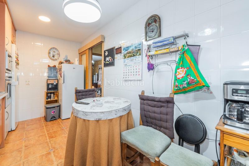 Foto 17a15063-77ac-4263-9d9b-c897769c2895. Casa aparellada amb calefacció aparcament piscina a Seseña