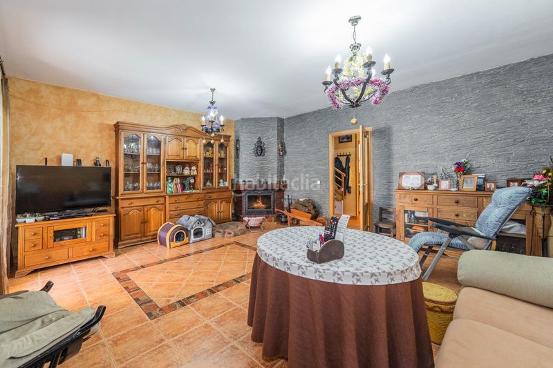 Foto a663b5cd-4942-4cd9-ae90-046ea7ffafc3. Casa aparellada amb calefacció aparcament piscina a Seseña