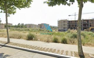 Terreny residencial a Londres. Platja daroterreno