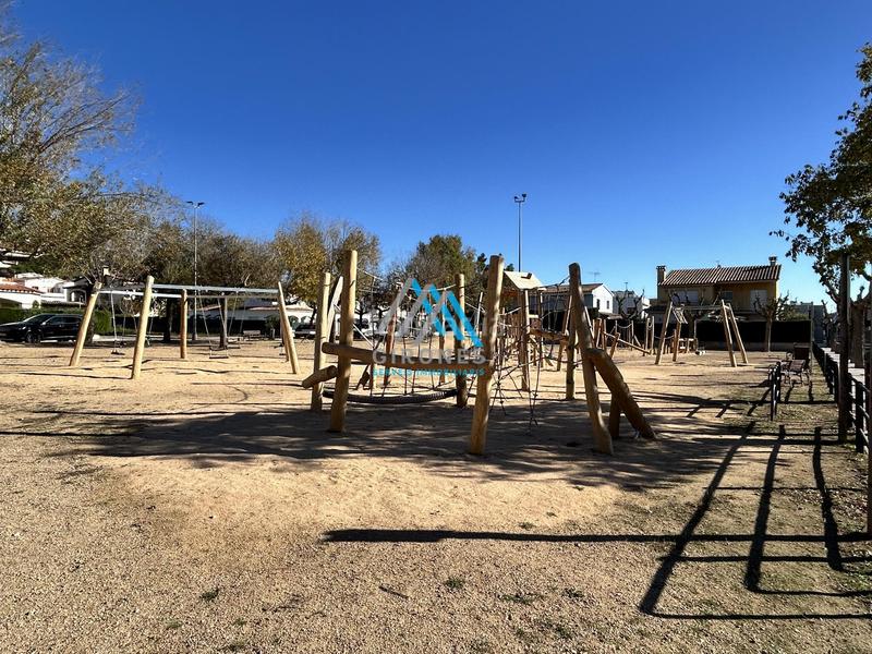 Foto 56fd9e3d-a3c7-496a-adbd-7a3f79966a1e. Casa aparellada amb calefacció aparcament a Santa Cristina Poble Santa Cristina d´Aro