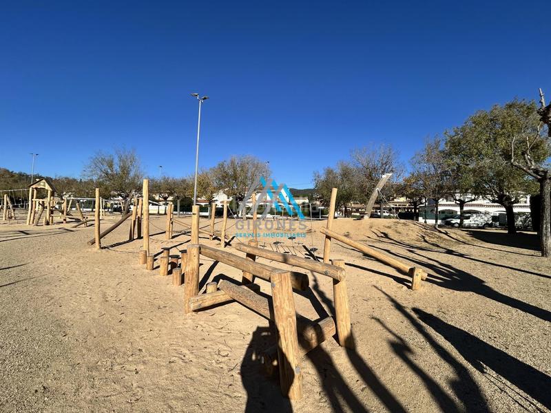 Foto d38a0a82-f8cb-494a-8637-70f63a78f59c. Casa aparellada amb calefacció aparcament a Santa Cristina Poble Santa Cristina d´Aro