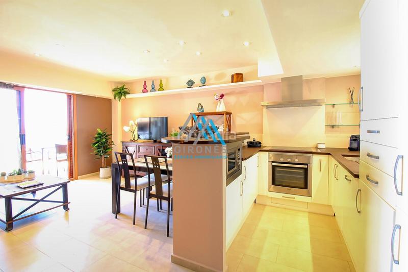 Foto 6be19f53-4bbc-4134-bbdc-6e3ef4162b99. Apartment with parking in Platja Gran Palamós