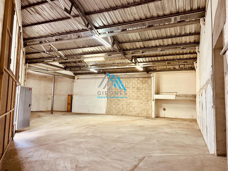 Foto 09254310-070b-41ab-90d6-b0d9b19022a4. Affitto capannone industriale in crta. a castell d´aro 40 in Santa Cristina d´Aro