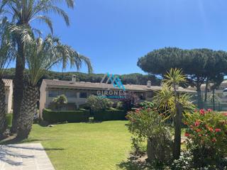 Semi detached house in Tramuntana