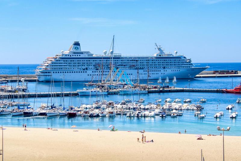 Foto f235a0ae-3ed1-4a7d-85bc-d7e503982444. Apartament amb aparcament a Platja Gran Palamós