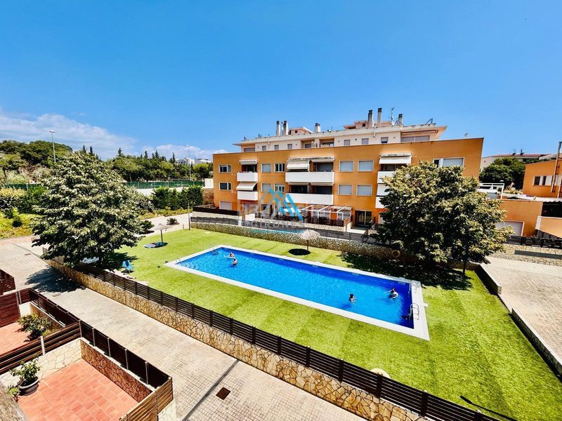 Foto 2ef44054-e281-425b-8dd3-6b835fc862b6. Pis amb calefacció aparcament piscina a Vilartagues-Tueda de Dalt Sant Feliu de Guíxols