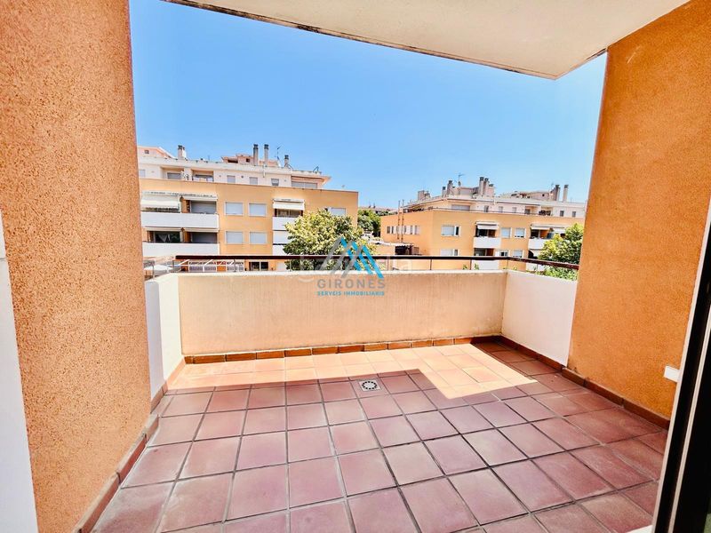 Foto 59cd0cbd-2fe1-4209-8a72-59a615df3a05. Pis amb calefacció aparcament piscina a Vilartagues-Tueda de Dalt Sant Feliu de Guíxols