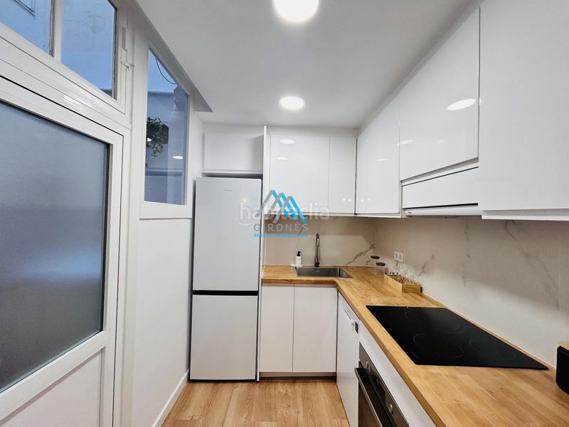 Foto 8cc83d7f-4b26-4b03-a7d6-135f827aae48. Lloguer apartament a Centre Sant Feliu de Guíxols