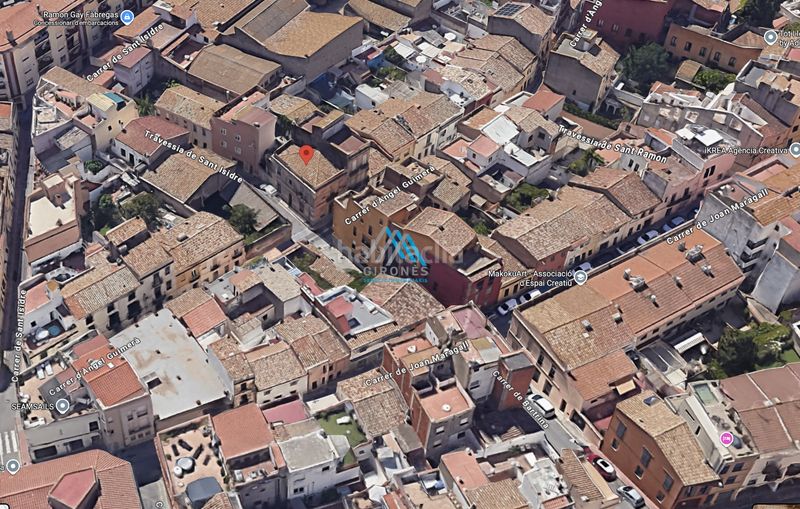 Foto ff2d1b17-c259-4caf-92cd-e47e5cfa2052. Casa adossada a Centre Sant Feliu de Guíxols