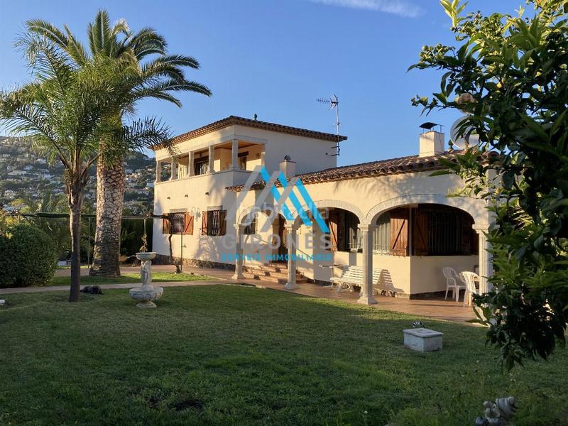 Foto 6a6aecef-45fb-4a7d-9845-d2ad21a545b2. Chalet  en Cabanyes-Mas Ambrós-Mas Pallí Calonge