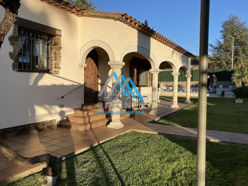 Foto 86ec8950-d9ae-4d11-916a-50f86cad2c7b. Chalet  en Cabanyes-Mas Ambrós-Mas Pallí Calonge
