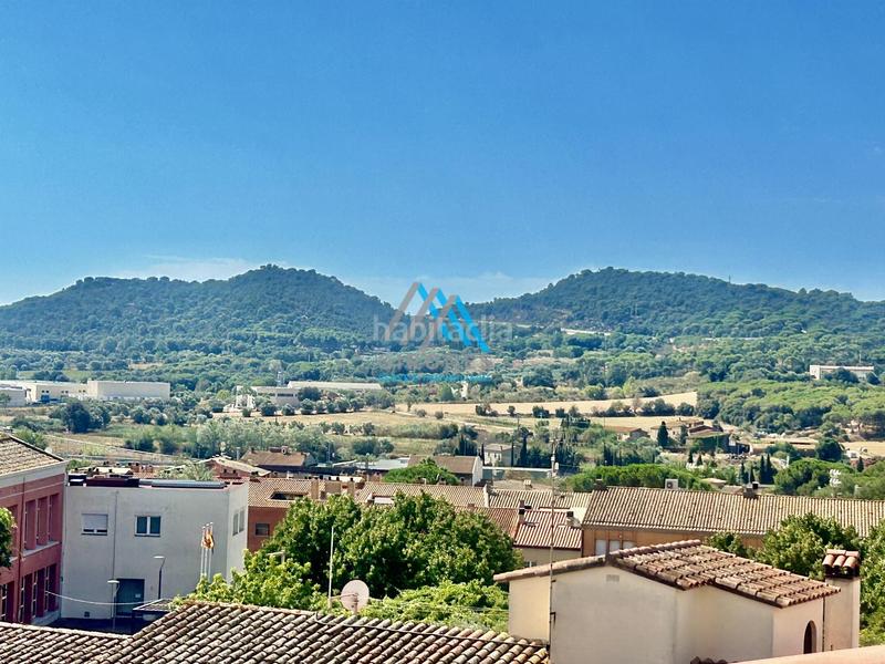 Foto fa69cd5b-fbf4-4300-b279-b3510680b3f3. Edifici a Poble Calonge