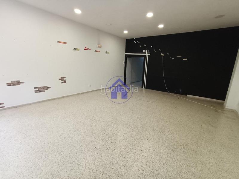 Foto cfeae84e-d733-4035-b0e7-a32c51a0a5b4. Rent business premise in A Salgueira - O Castaño Vigo