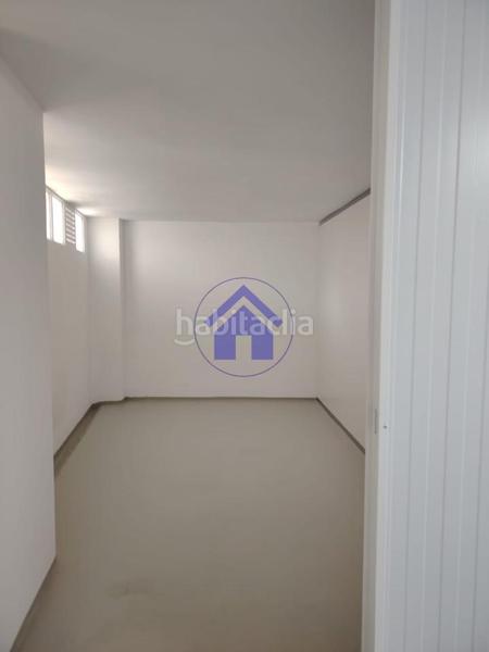 Foto 99e516df-428f-415f-a141-ea2e438f4556. Business premise in Sardoma - Castrelos Vigo