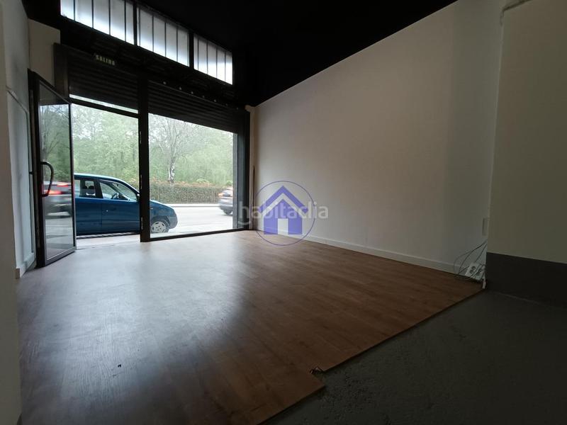 Foto b0acaecf-9376-4721-b205-80af5e2bbe72. Business premise in As Travesas - Balaidos Vigo