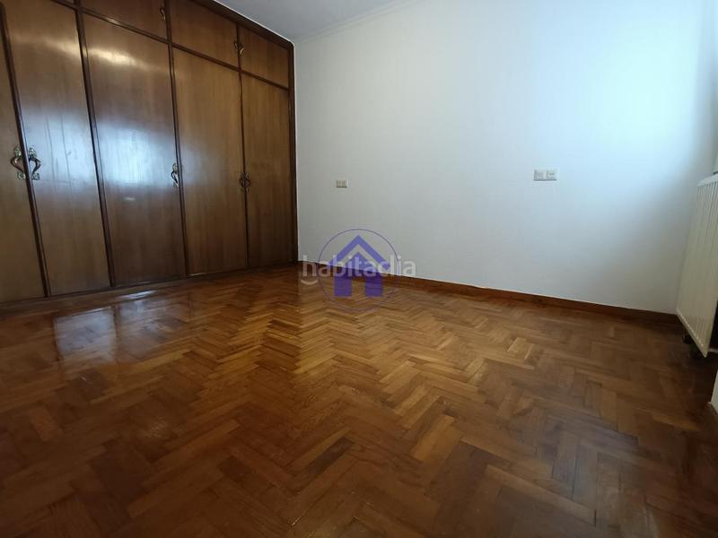 Foto aa420840-beb3-4cc8-9bd9-39c5599ea141. Flat with heating parking in As Travesas - Balaidos Vigo