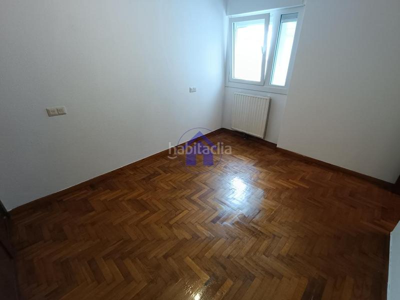 Foto 9c66f615-e7c7-41d7-ba7f-b011ac9a05a7. Piso en As Travesas - Balaidos Vigo