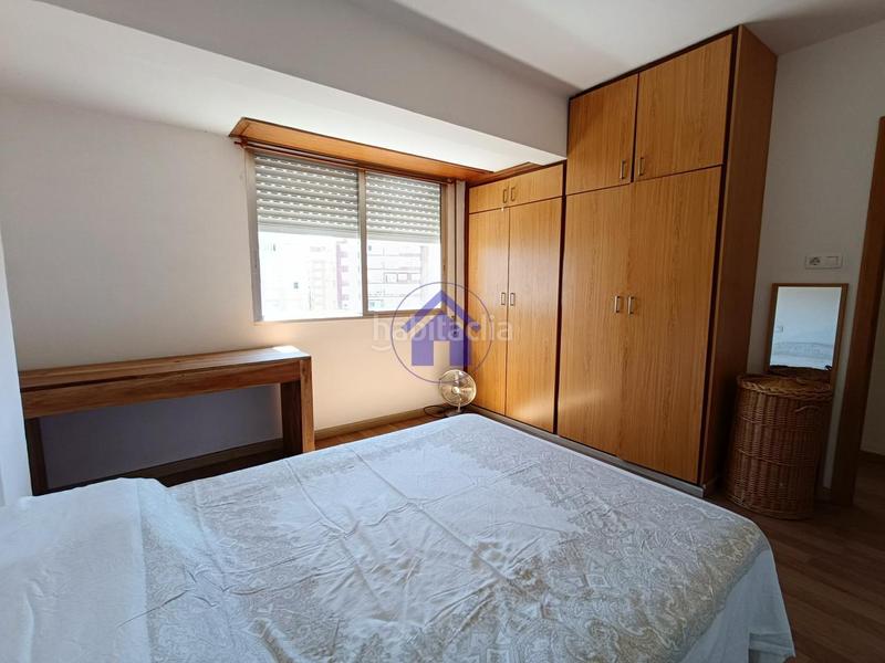 Foto 1e14b636-ac17-407a-a393-68ab09f3cf0d. Miete etagenwohnung in As Travesas - Balaidos Vigo
