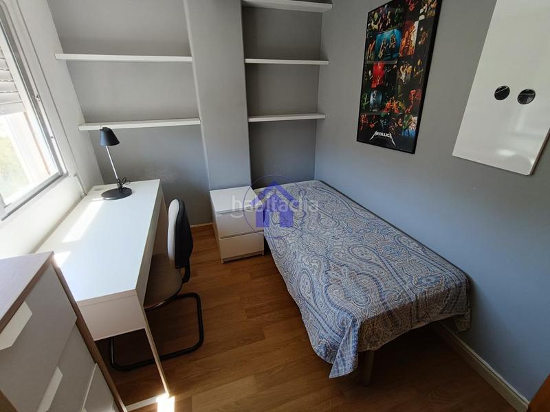 Foto bcc15014-500b-4e4d-bcd5-9f5d17944e46. Miete etagenwohnung in As Travesas - Balaidos Vigo