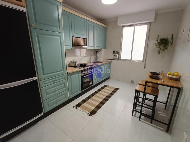 Foto 045dbd05-ff38-48e2-9043-3d7ccf9cce39. Piso en Teis Vigo