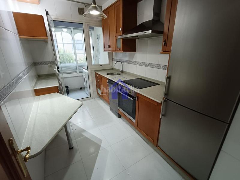 Foto 8a9f9e97-e08a-4a2f-9d93-35f8cbd388f8. Alquiler piso en Coia Vigo