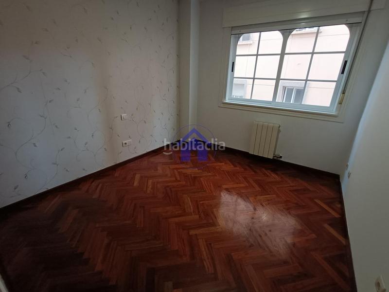 Foto ac5eebb6-d835-4cd2-a702-6e2a175a1663. Alquiler piso en Coia Vigo