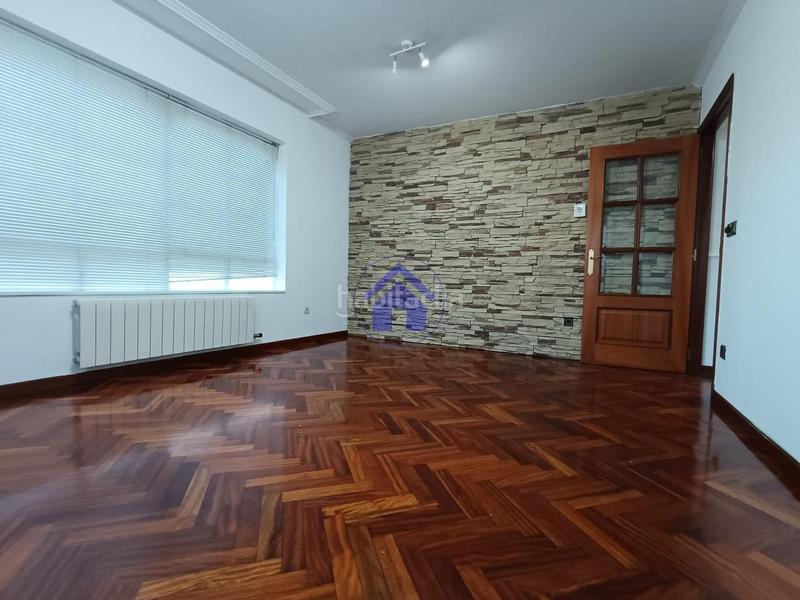 Foto c43d4b11-7868-43bb-a4ed-ad05e10fd5e1. Alquiler piso en Coia Vigo