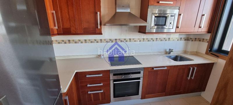 Foto 071c0e5b-fd73-4cfe-8903-936ca61fff7d. Lloguer apartament amb calefacció aparcament piscina a Vigo