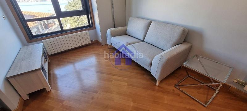 Foto 8c49706b-aebf-4173-b227-20a17d518aea. Lloguer apartament amb calefacció aparcament piscina a Vigo