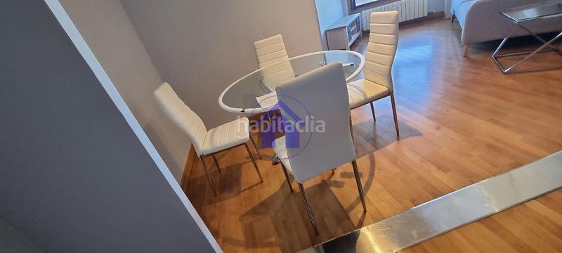Foto af1074c3-6562-4fd8-a4cf-fdd0954017fc. Lloguer apartament amb calefacció aparcament piscina a Vigo